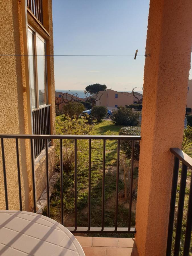 T2 Vue Mer Avec Parking Prive Saint-Pierre-la-Mer  Экстерьер фото